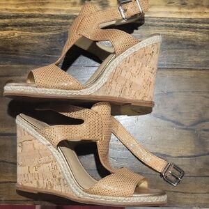 ANTONIO MELANI Elegant Tan Wedge Sandals SZ 9.5